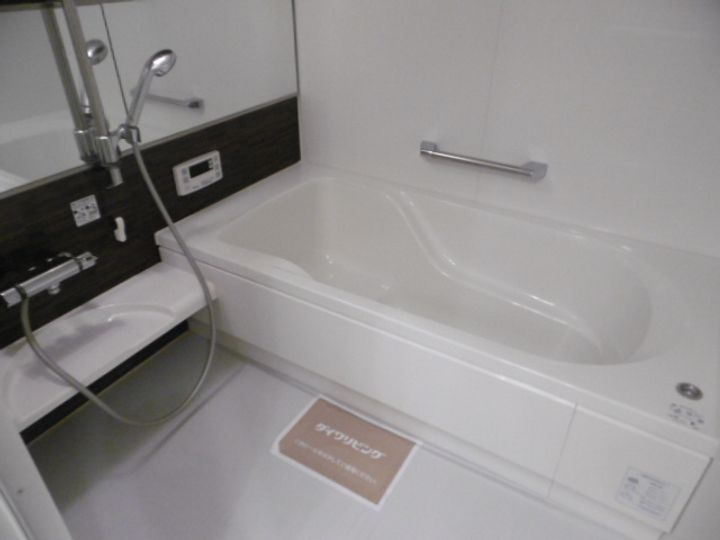 サンヴェルデ中地南202の風呂