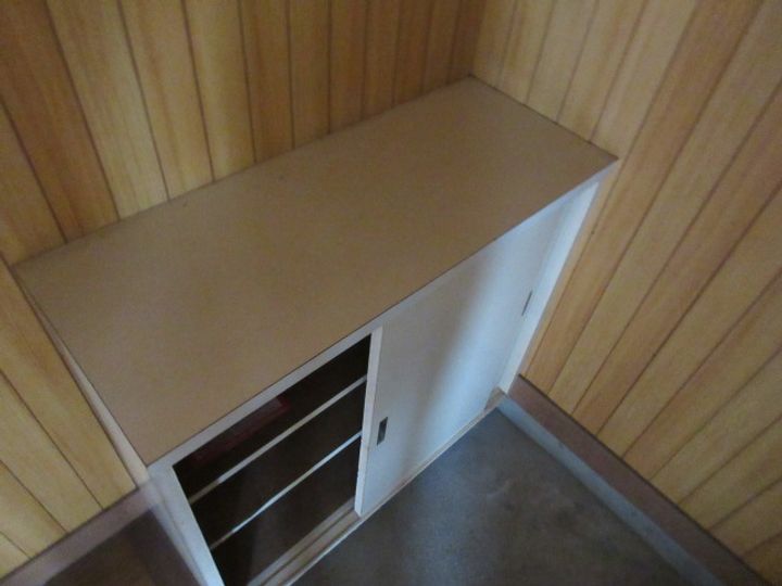 垣根マンションの玄関