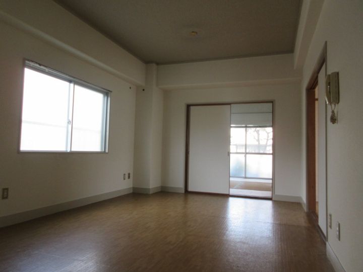 垣根マンションの内装