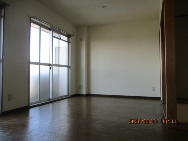 スタットニューヘン英賀保305の居間