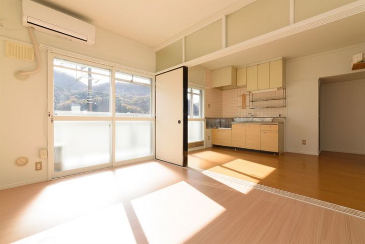 ビレッジハウス三草2号棟の内装