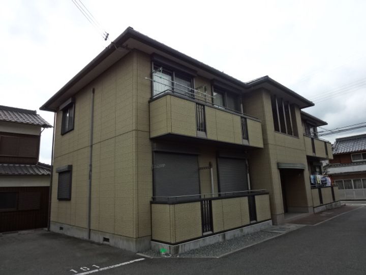 アミティエ滝野の外観