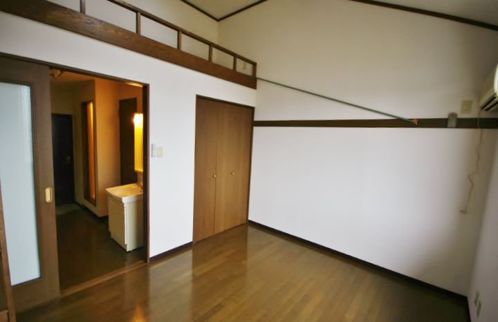 グレースマンションの居間