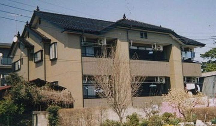 ハイツフォーリストC棟の外観