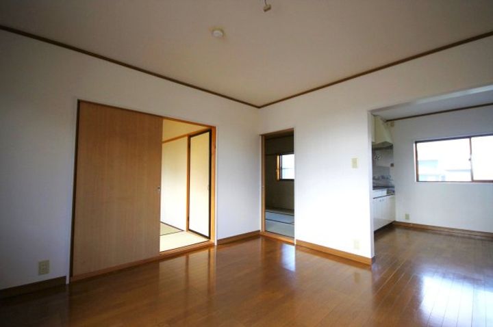 TERAS ASAKAの居間