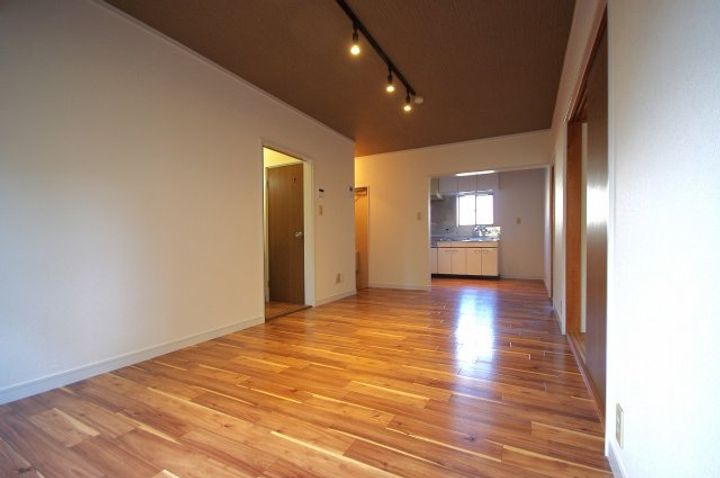 TERAS ASAKAのその他画像