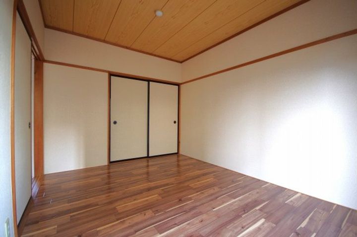 TERAS ASAKAのその他画像