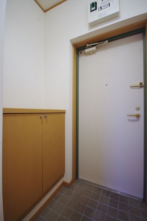ノーススクエアDIの玄関