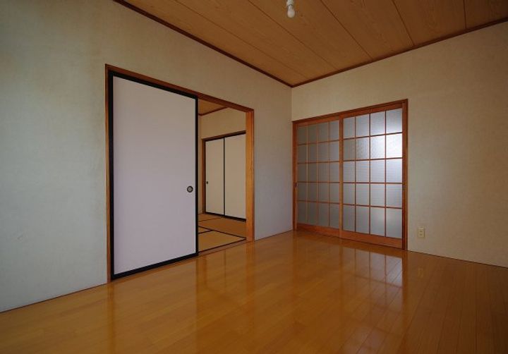 野原第6コーポの居間