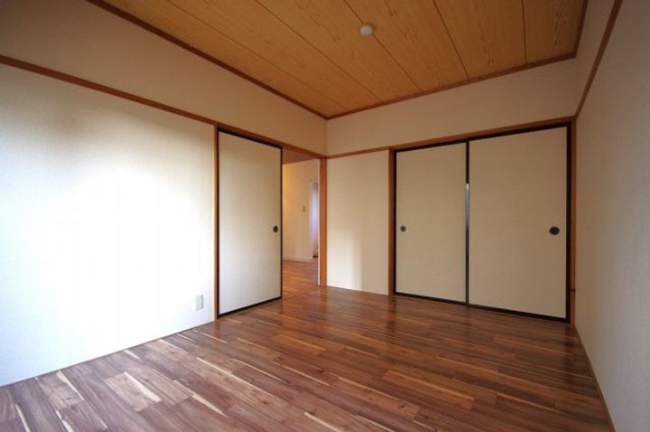 TERAS ASAKAのその他画像