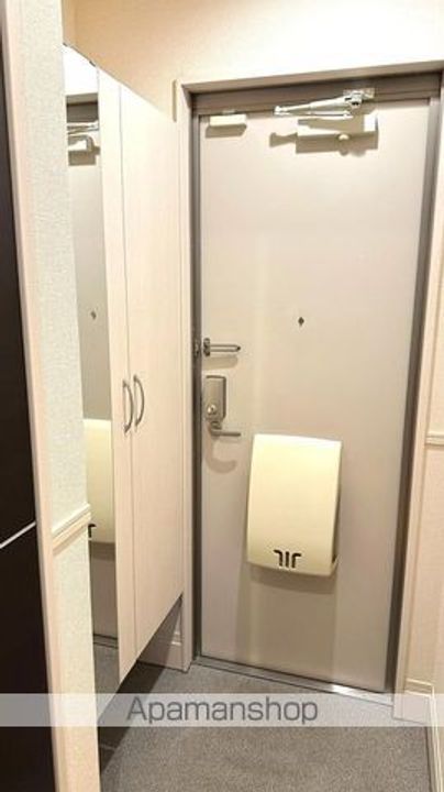 セジュール古橋2の玄関