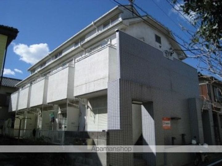 トーシンハイツ三郷の外観