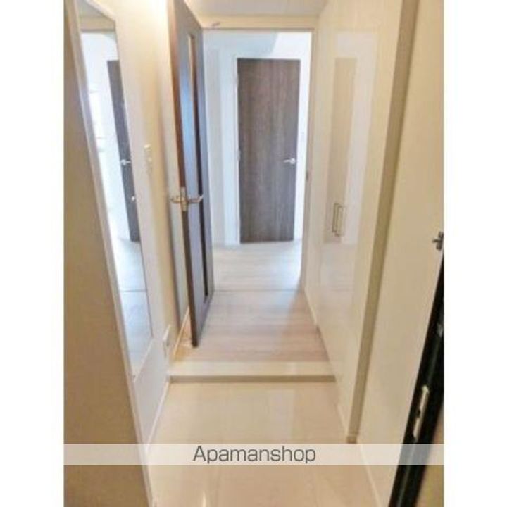 パークアクシス小伝馬町の玄関