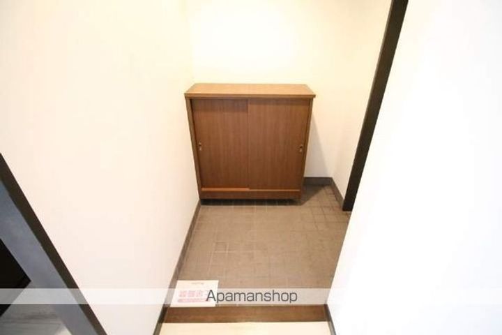 マンションベルエア405の玄関