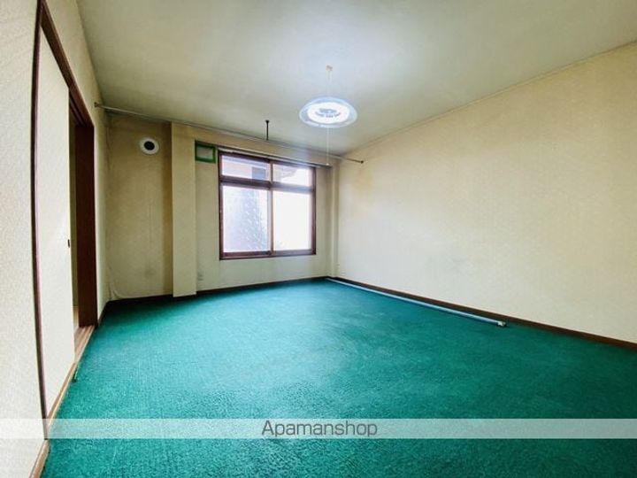 石山マンション2F左の居間