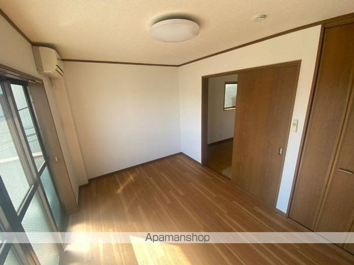 リーベン弥生の居間