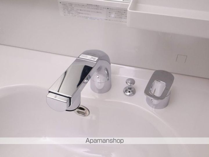 愛知県名古屋市千種区今池5丁目の賃貸マンションの内装