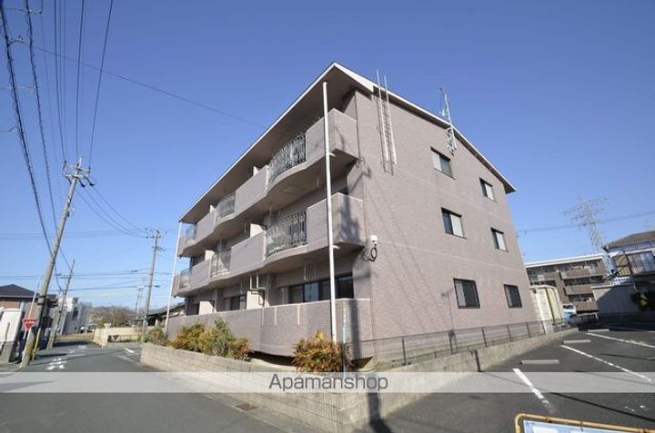 ルミエール101の外観