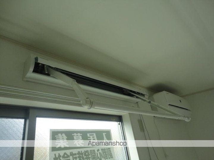 宮城県仙台市青葉区小松島2丁目の賃貸アパートの内装