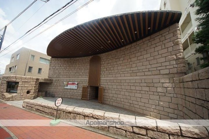 アヴァンセ渋谷の周辺