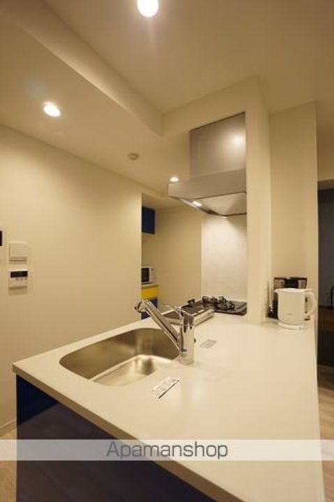 ロイヤルパークスER万代のキッチン