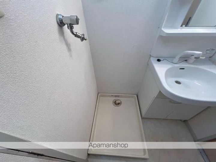 香川県高松市茜町の賃貸マンションの内装