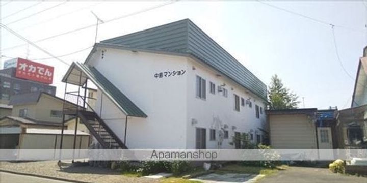 中島マンション5の外観