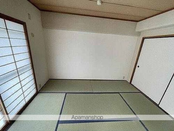 アイランド・コート新宇多津304の内装