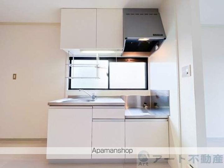 ルミエール22 C棟のキッチン