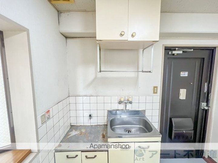 愛媛県松山市鷹子町の賃貸マンションの内装