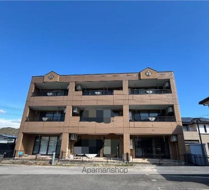 岐阜県岐阜市岩田東3丁目の賃貸マンション201の外観