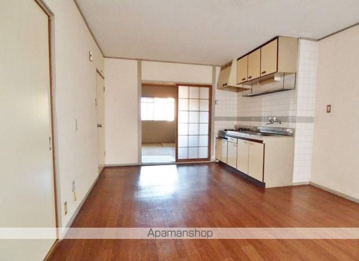 コーポふき島201の居間