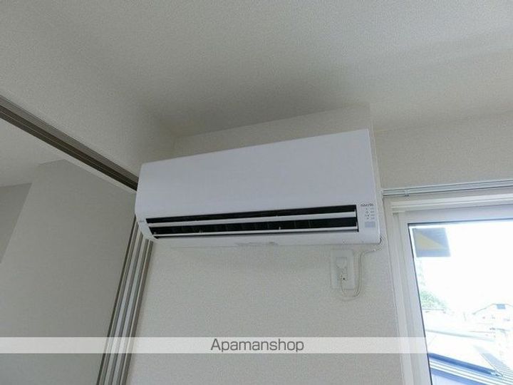 シャトル古市の内装