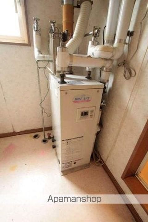 一番町12−9一棟二戸建1の内装