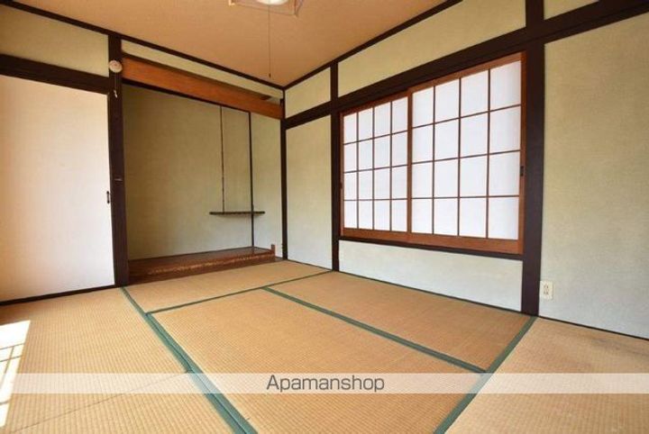 リバーサイドかわぎ1203の居間