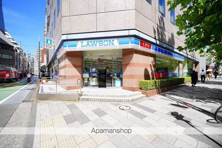 ガーラプレイス新宿御苑の周辺