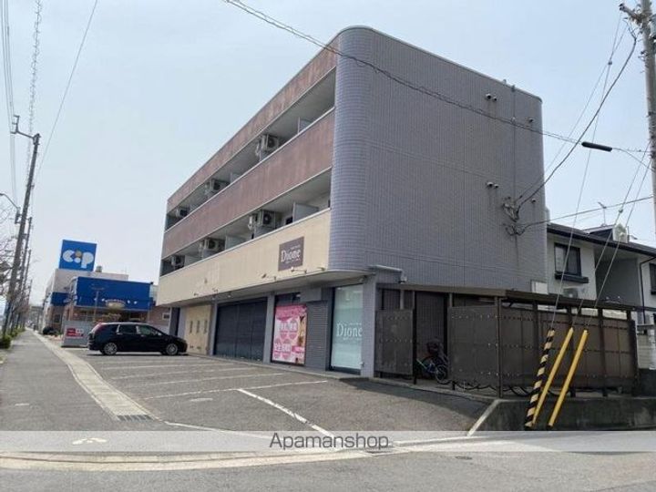 香川県高松市伏石町の賃貸アパートの外観