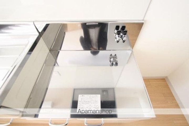 香川県高松市藤塚町3丁目の賃貸マンションの内装