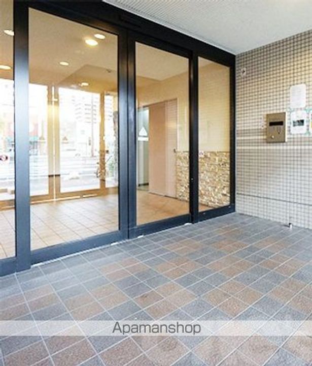 愛知県名古屋市東区泉2丁目の賃貸マンション201の外観