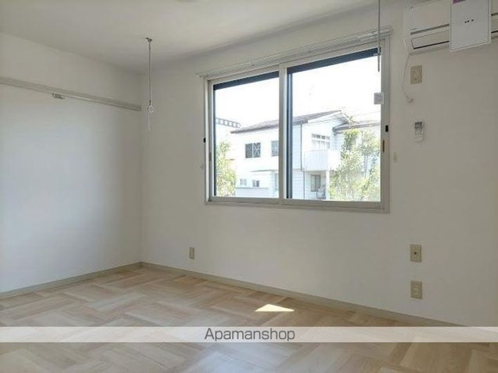 ライトステージC101の居間