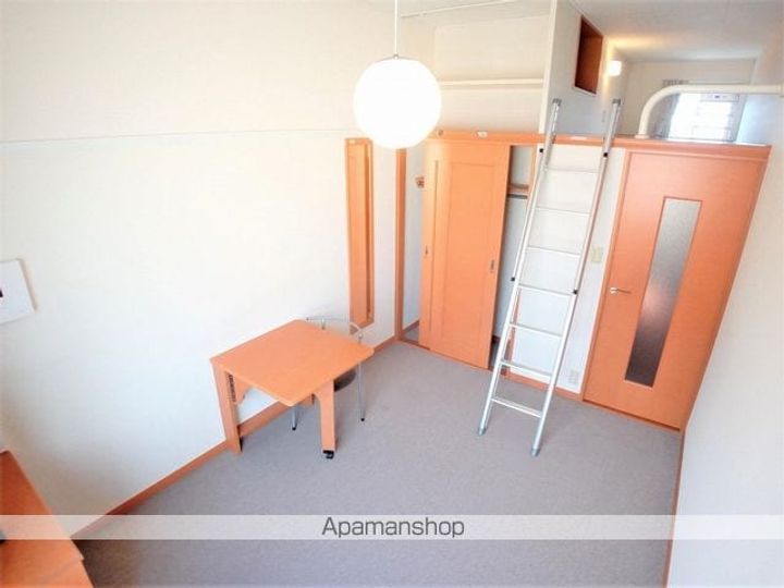 レオパレス北斗Ⅱの居間