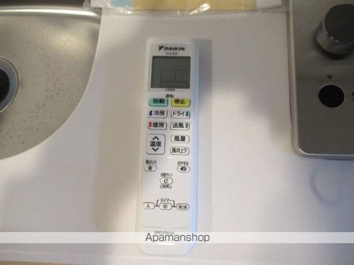 東京都中野区本町6丁目の賃貸マンションの内装