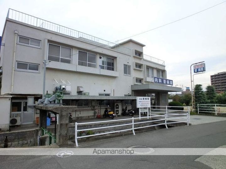 メゾン穐山の周辺