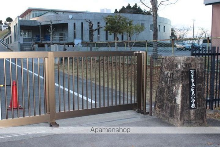 セジュール西田の周辺