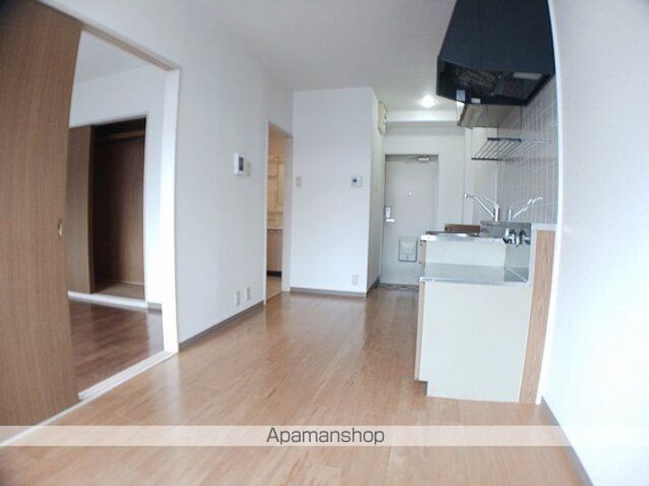 岐阜県岐阜市西川手10丁目の賃貸アパートの内装