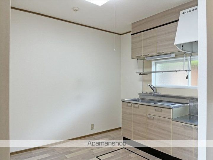 福島県郡山市片平町字大山南の賃貸アパートの内装