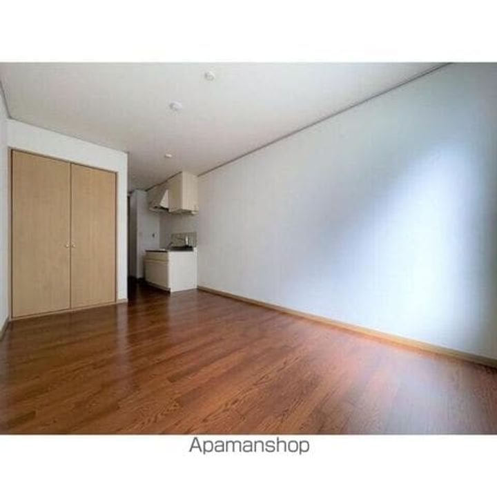 エステートピア恵103の居間