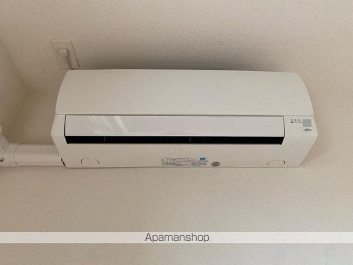 クレア・ド・ルーンのその他画像