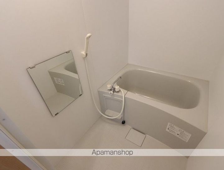 ロイヤルハイム北光B201の風呂