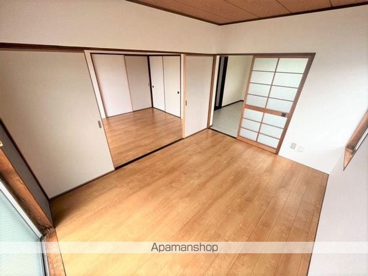 サンライズ西村の内装